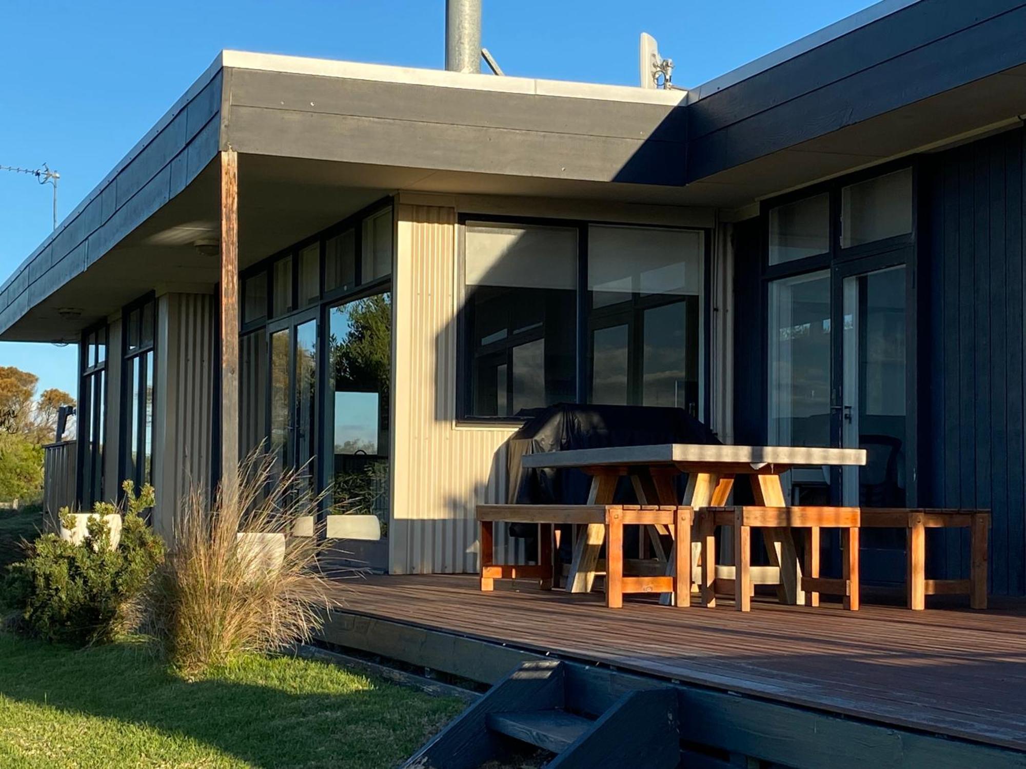 Driftwood Villas Sandy Point Bagian luar foto