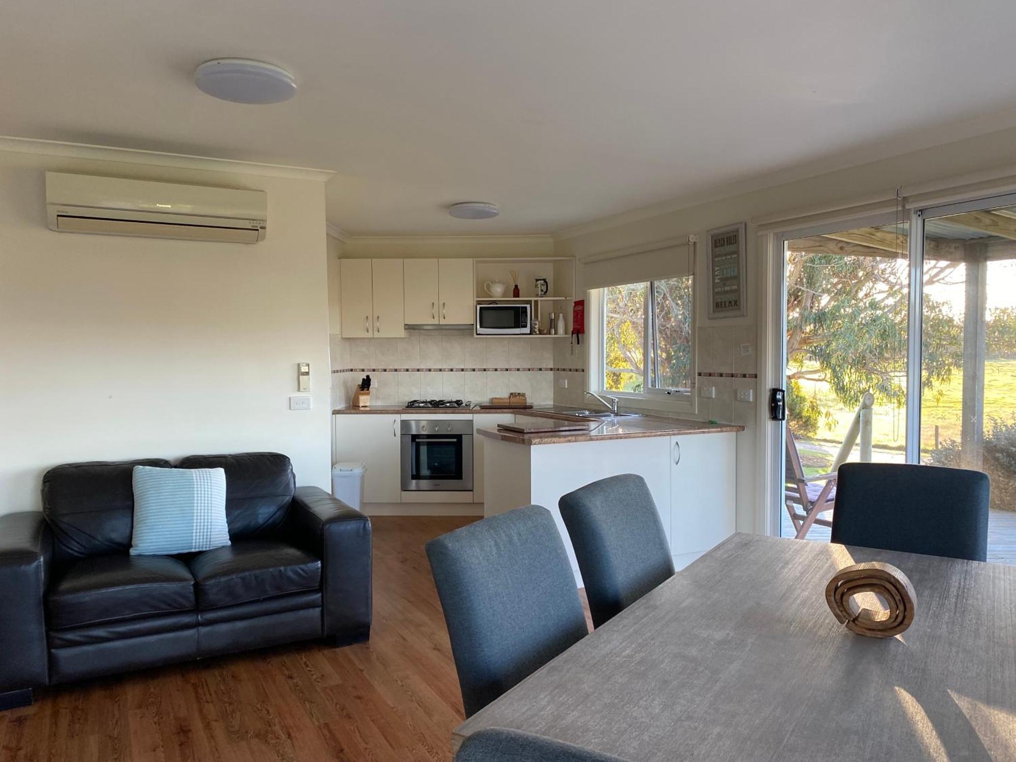 Driftwood Villas Sandy Point Bagian luar foto